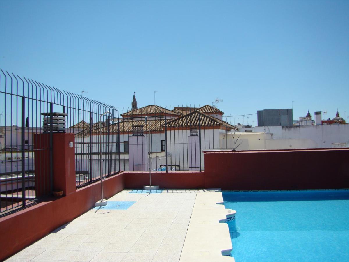 Conde De Ibarra Apartment Севиля Екстериор снимка