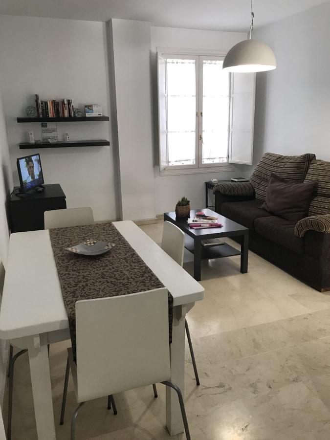 Conde De Ibarra Apartment Севиля Екстериор снимка